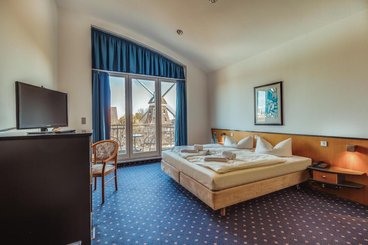 Landhotel Lewitz Muehle Banzkow Buitenkant foto